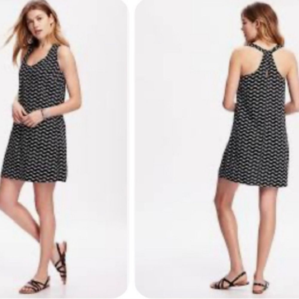 Old Navy Printed Twist-Back Shift Dress Size M - Picture 1 of 6